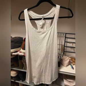 Lululemon grey tank